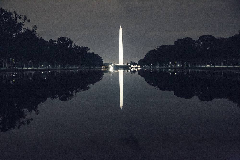 Washington Monument at night